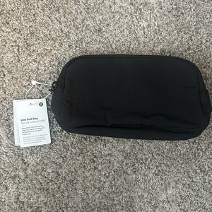 Mini belt bag- lululemon